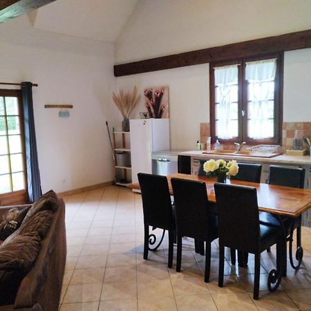 Maison Traditionnelle Normande Avec Piscine Hotot-en-Auge Luaran gambar